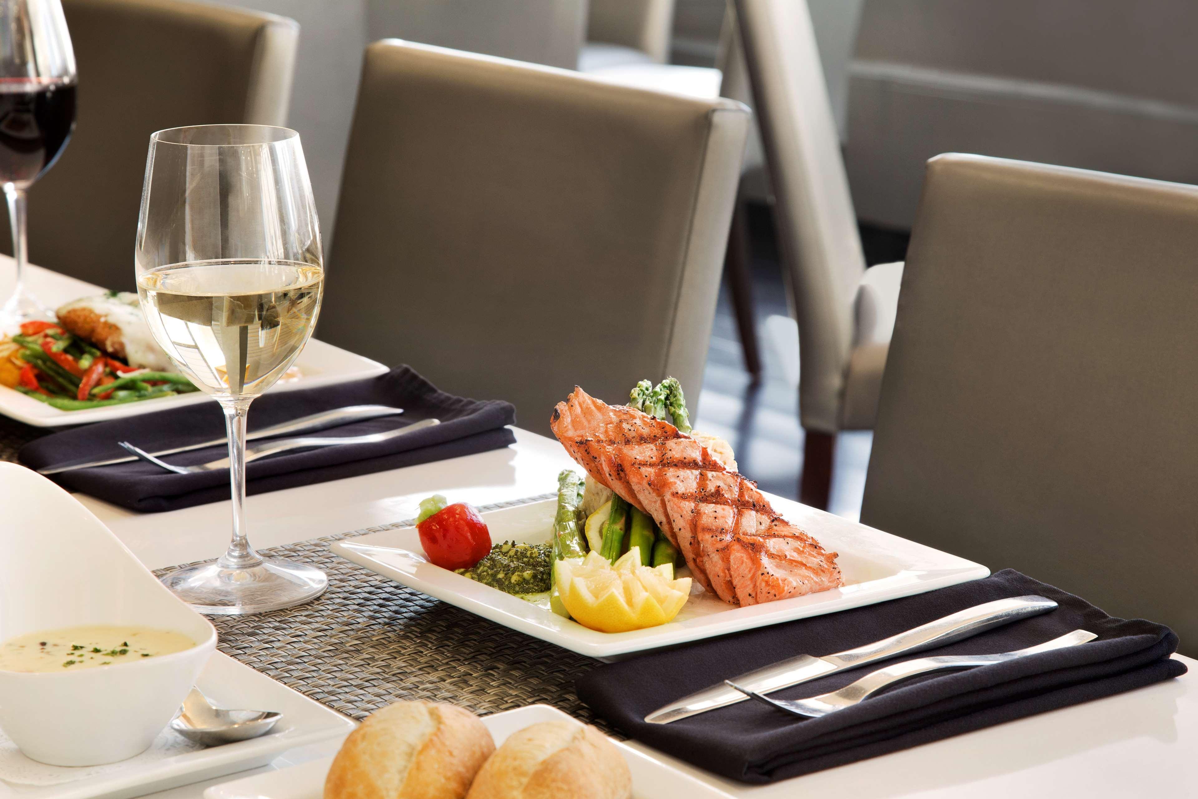 Radisson Blu Fargo Hotel Kültér fotó